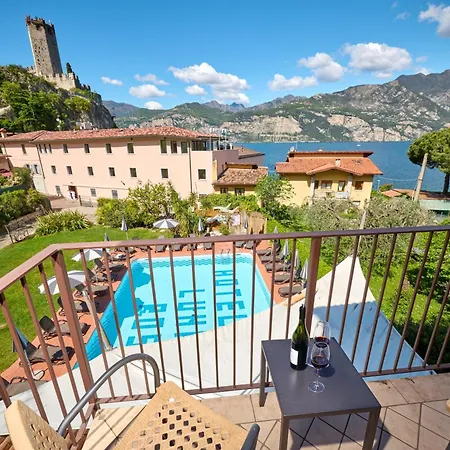 Hotel Luna Rossa (Adults Only) Malcesine Exterior photo